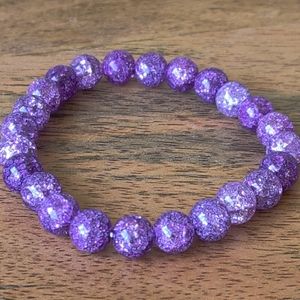 Purple crackled Quartz gemstone stretch bracelet